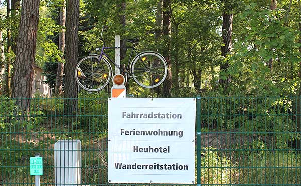 Fahrradstation Ferienwohnung Heuhotel Waderreiterstation